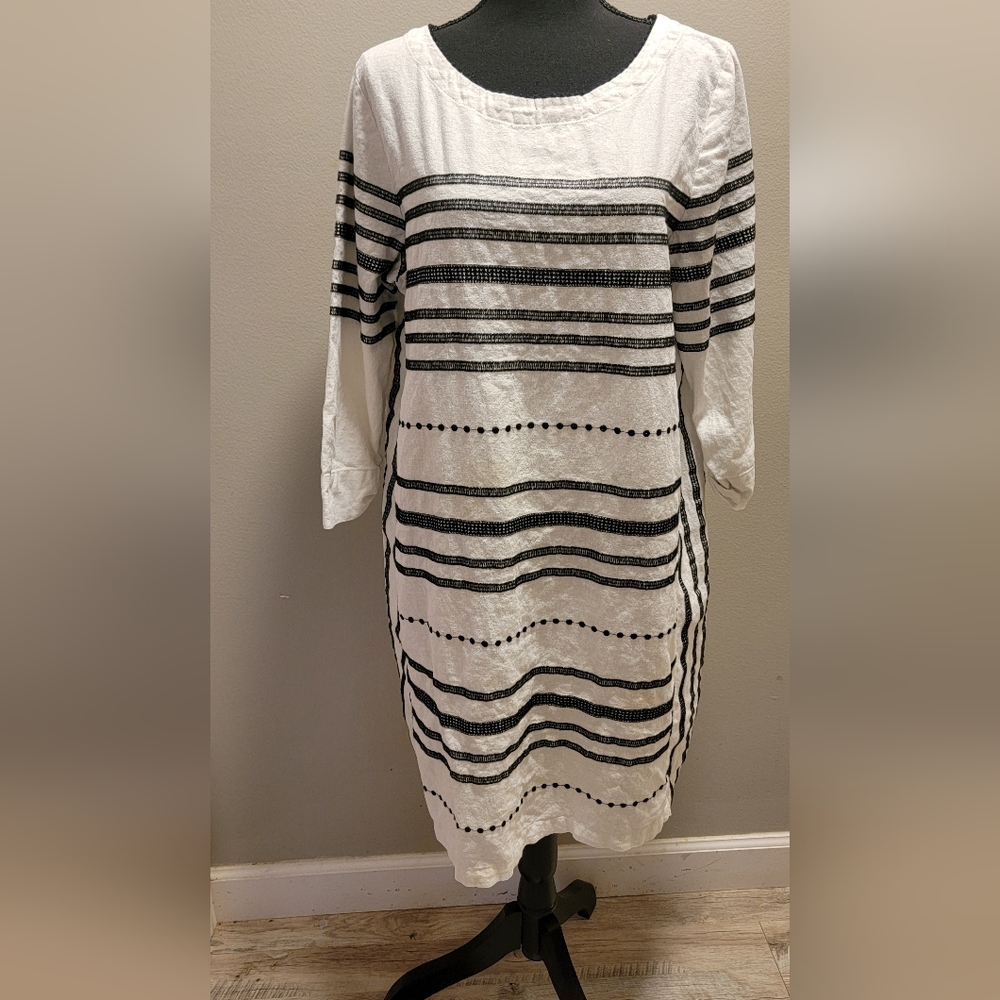 For Cynthia Black and White Stripes and Polka Dot Design